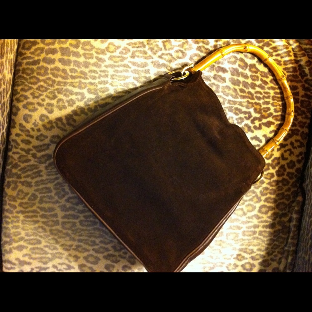 Suede bag with bamboo handle